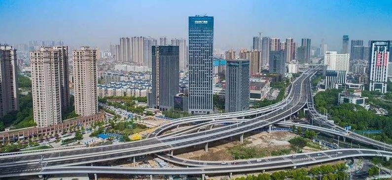 武汉常青路改造项目高架桥主体结构工程